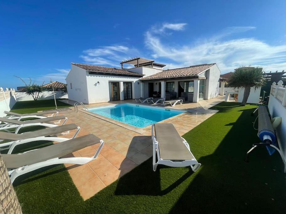 Stunning Villa Amanecer Corralejo Luaran gambar
